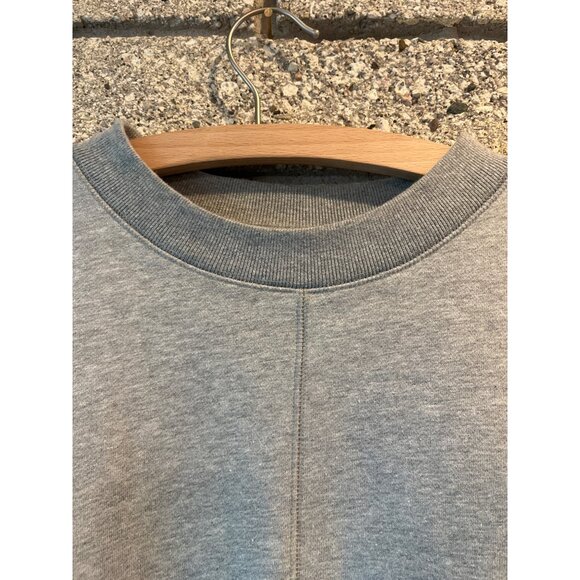 Vintage Disney Store Mickey Mouse Embroidered Gray Sweatshirt L - Picture 5 of 10